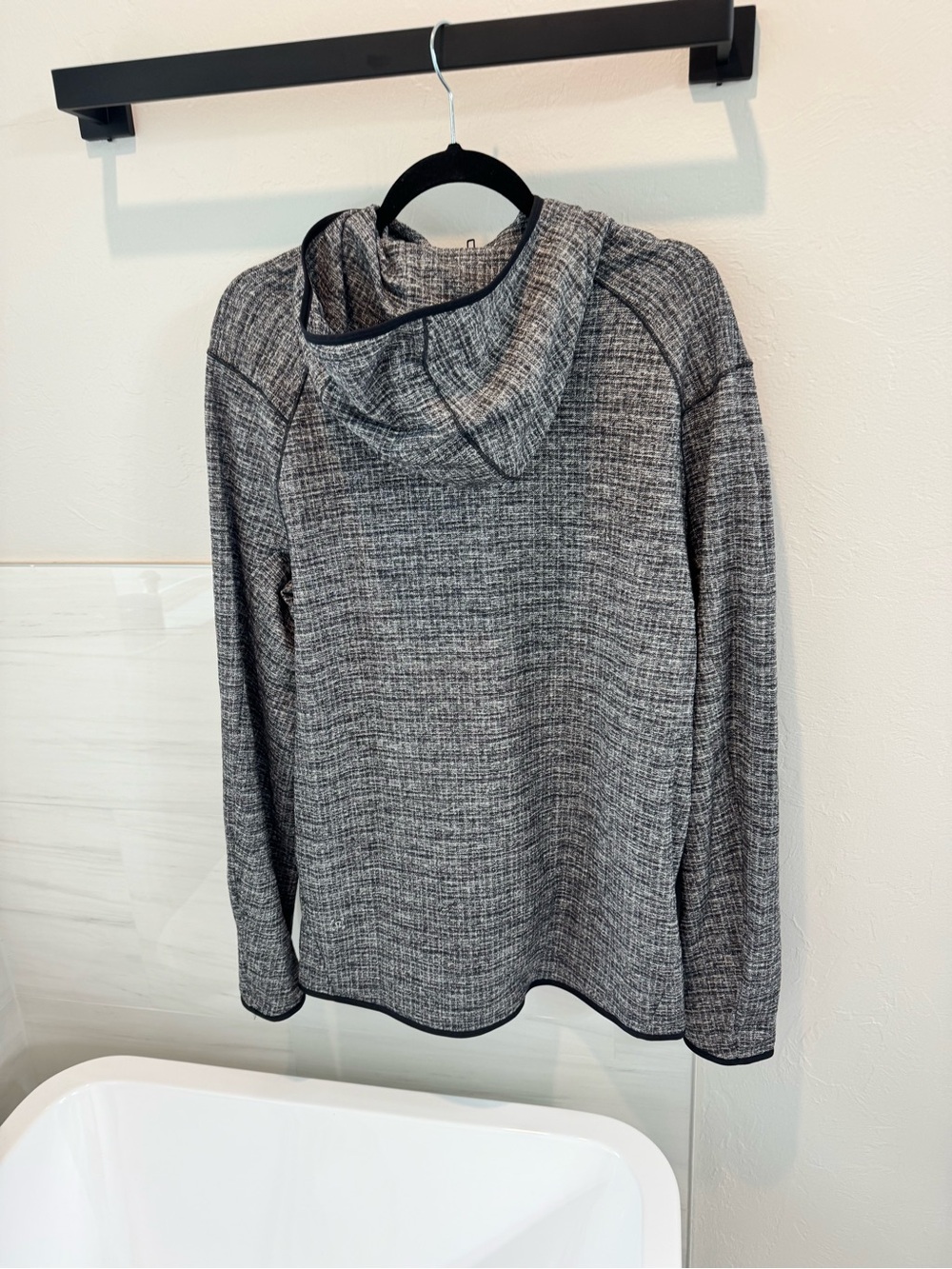 Lululemon Jacket - Picture 2 of 5